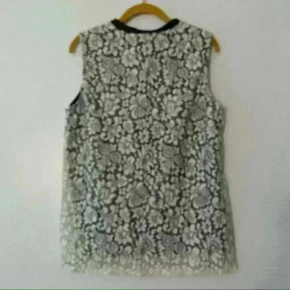 Adrianna Pappell Women’s Lace Top Size Large. - Picture 2 of 7